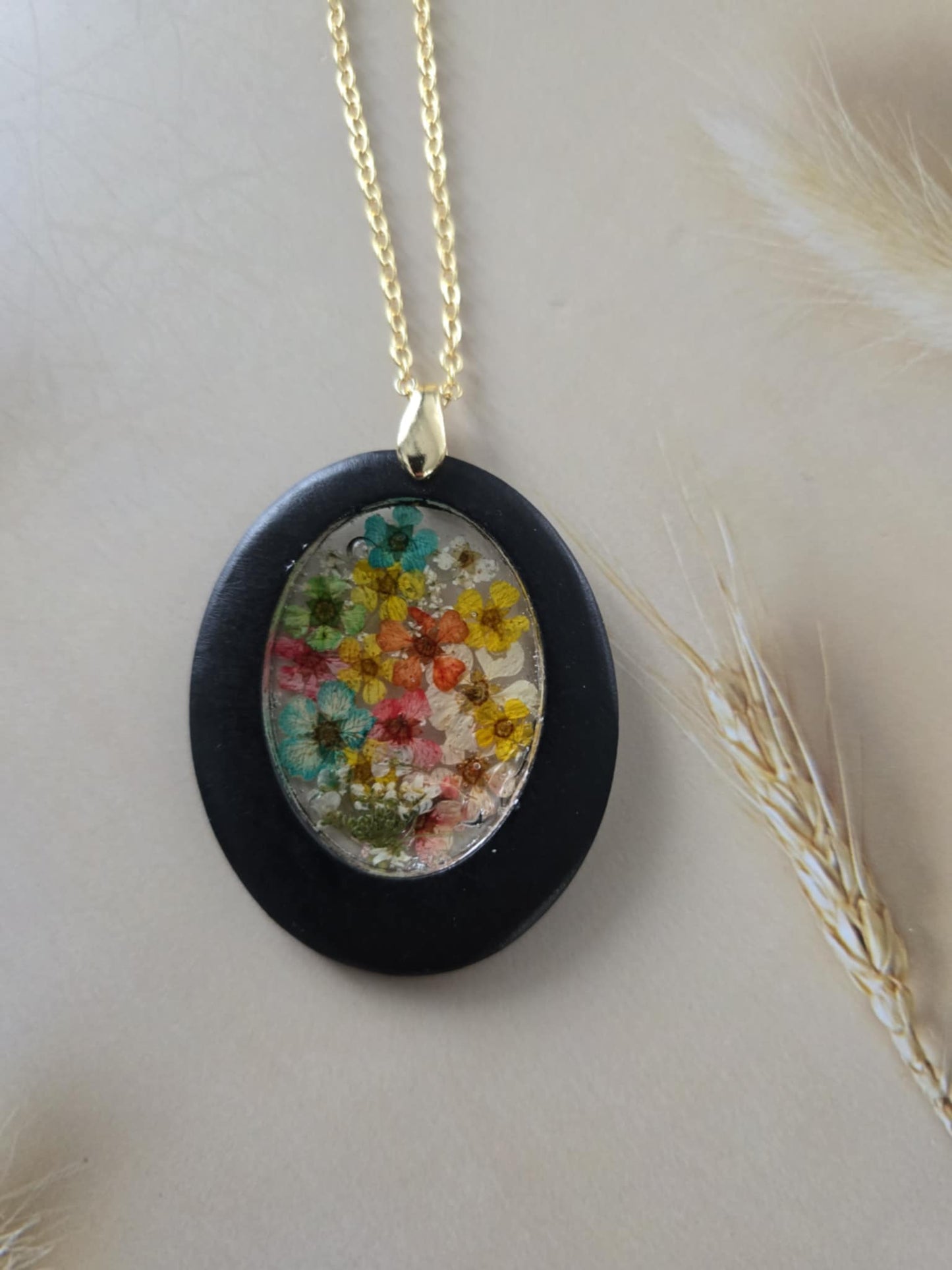 pendentif floral bois mignon