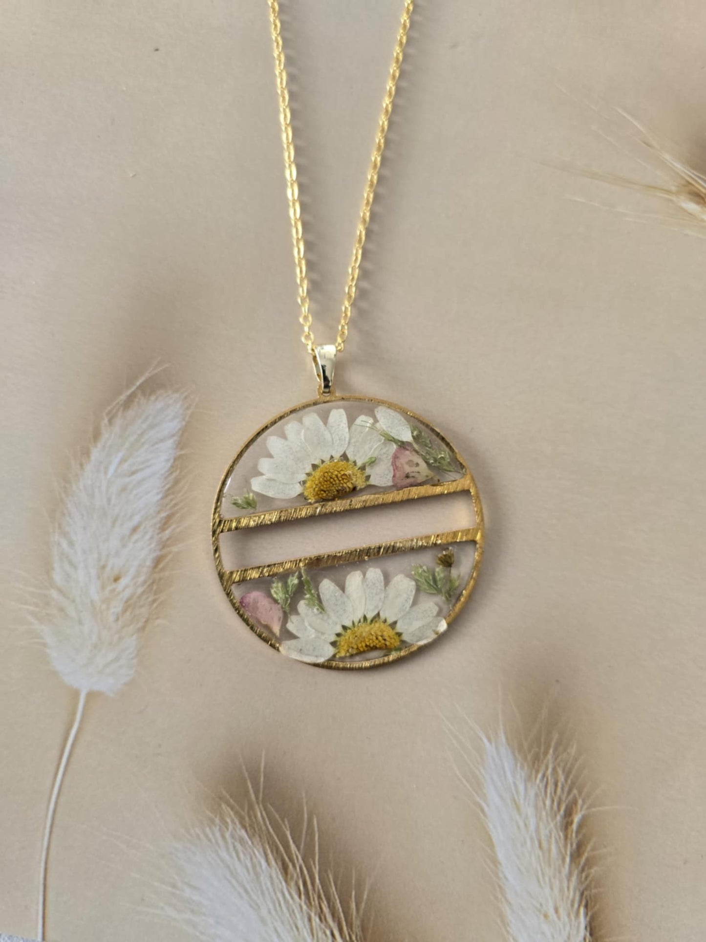 pendentif marguerite élégance