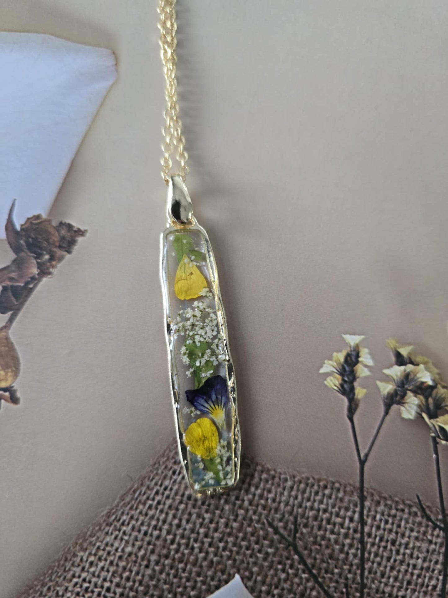 pendentif floral petite pensée
