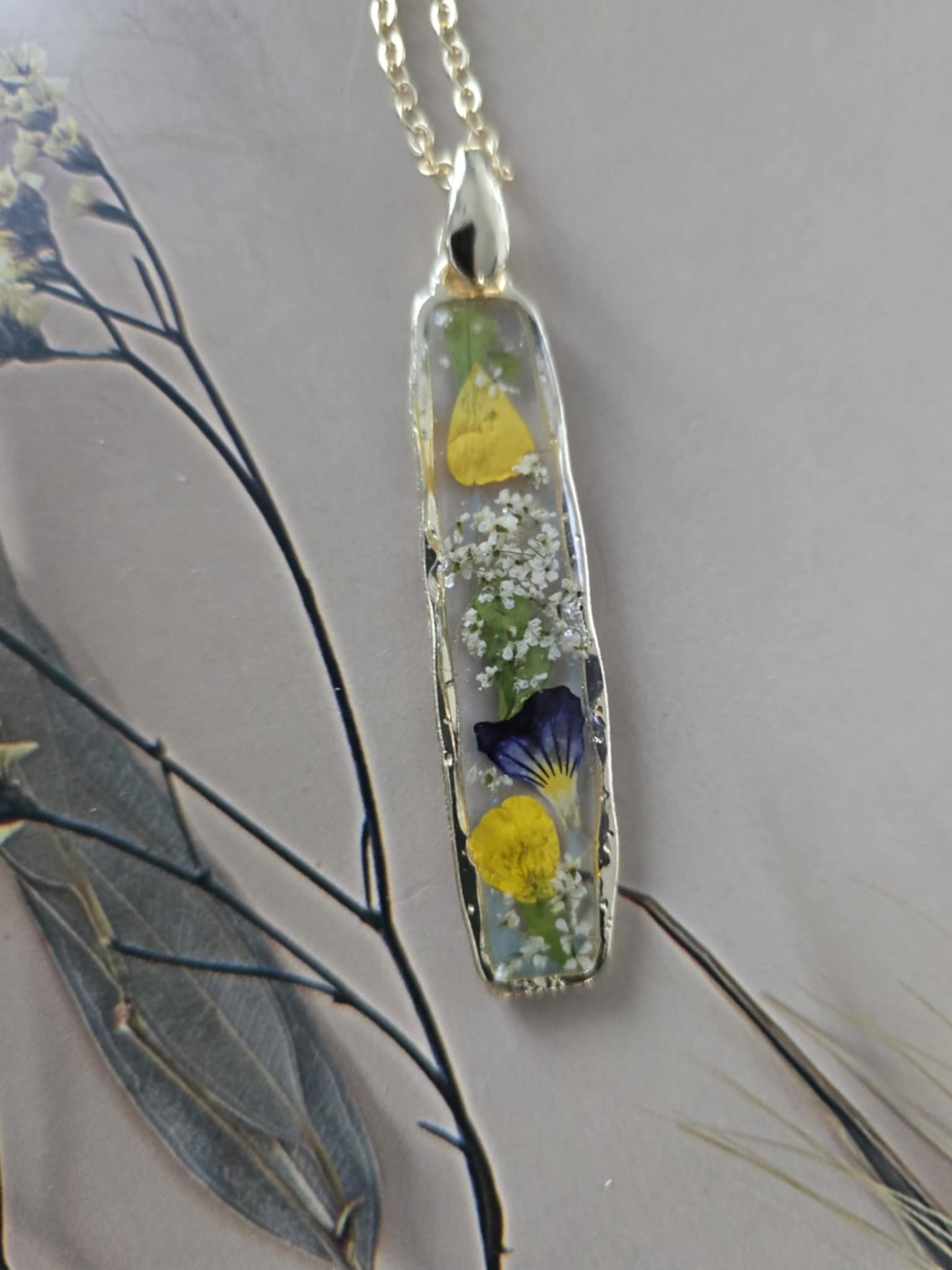 pendentif floral petite pensée