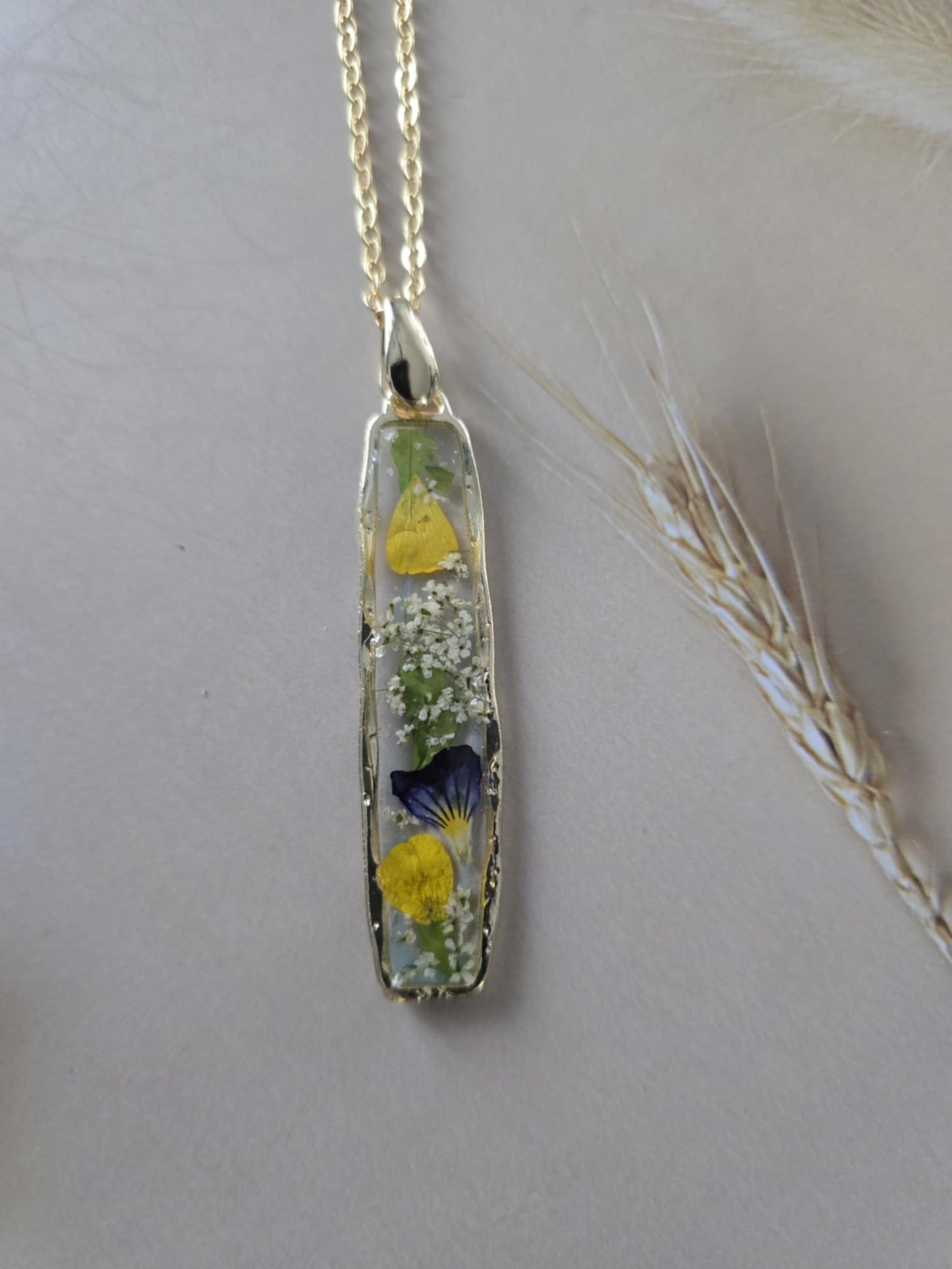 pendentif floral petite pensée