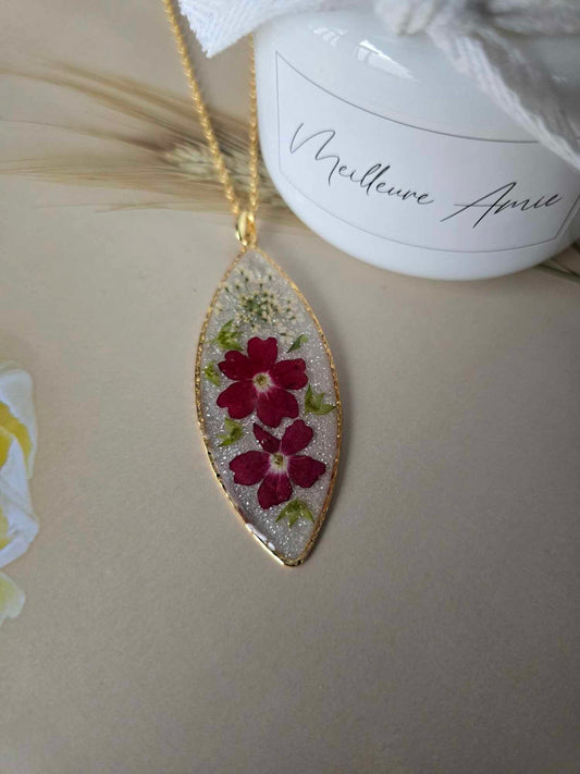 Pendentif petites fleurs avec brillance
