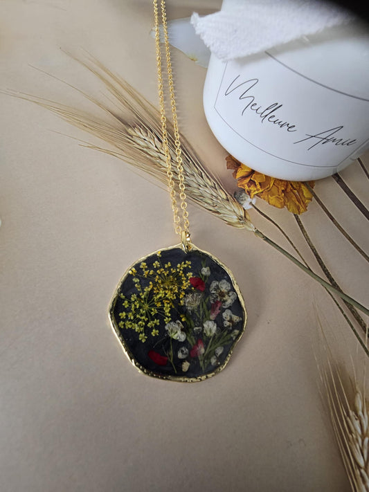 Pendentif petites fleurs des champs