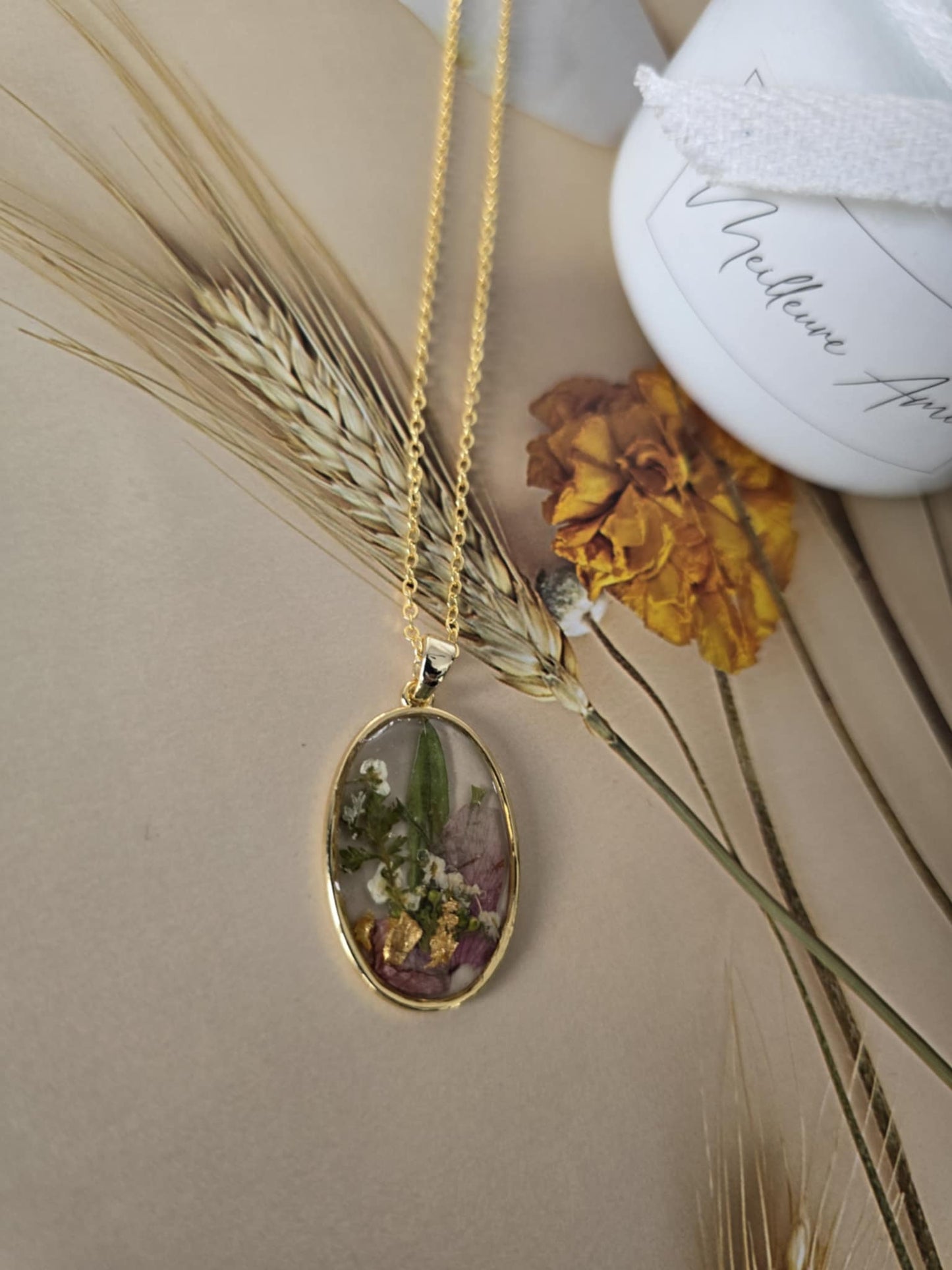 Pendentif fleurs délicates