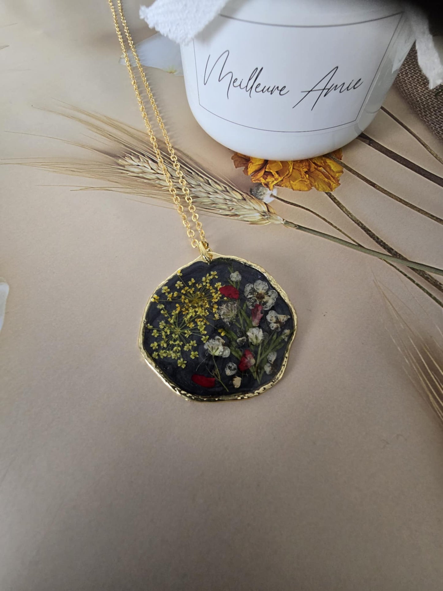 Pendentif petites fleurs des champs
