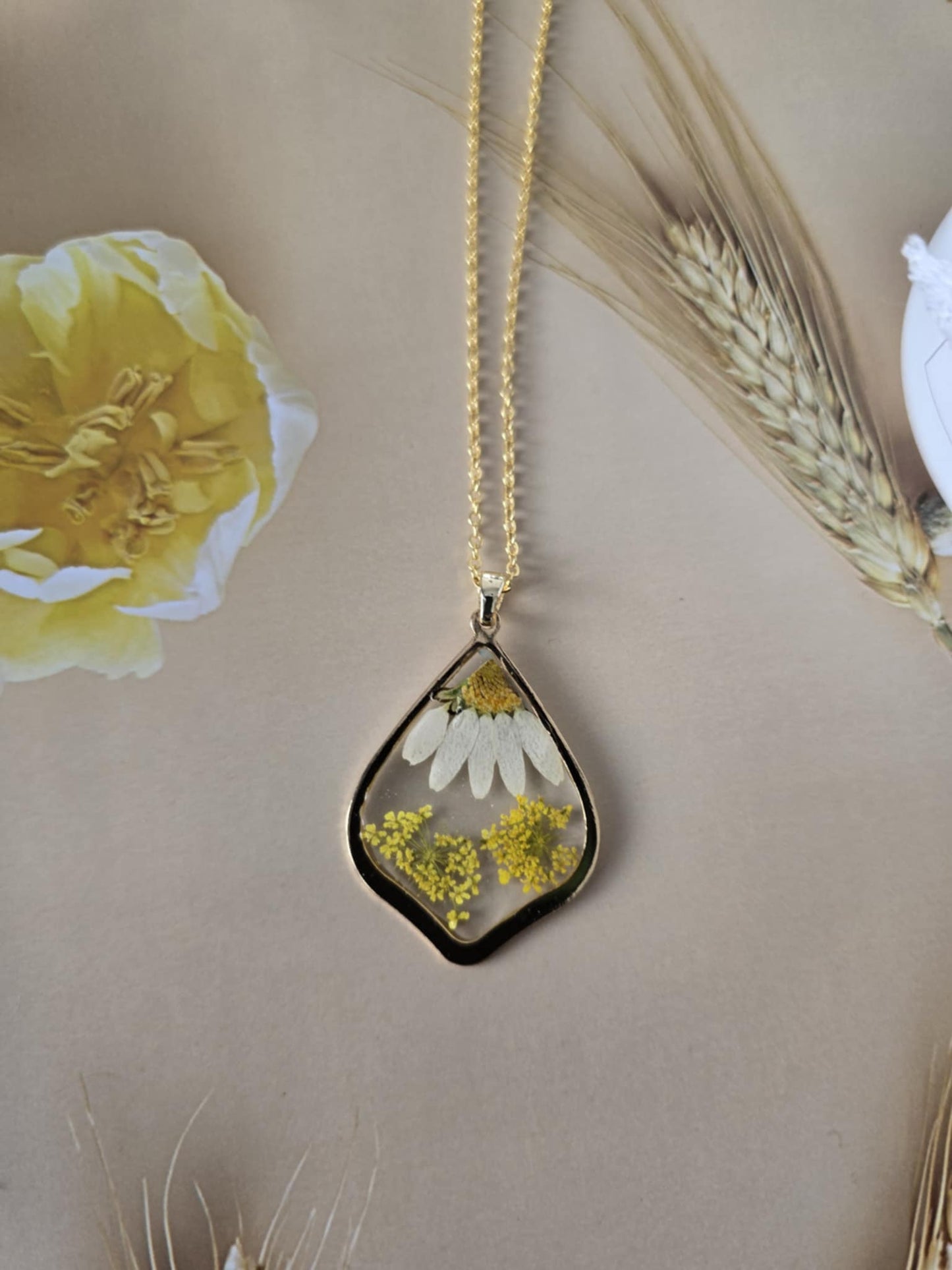 Pendentif mignonne marguerite