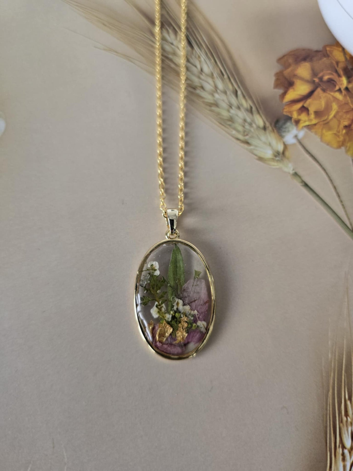 Pendentif fleurs délicates