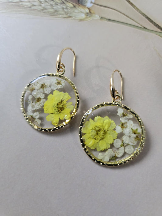 boucles d'oreilles florale délicatesse