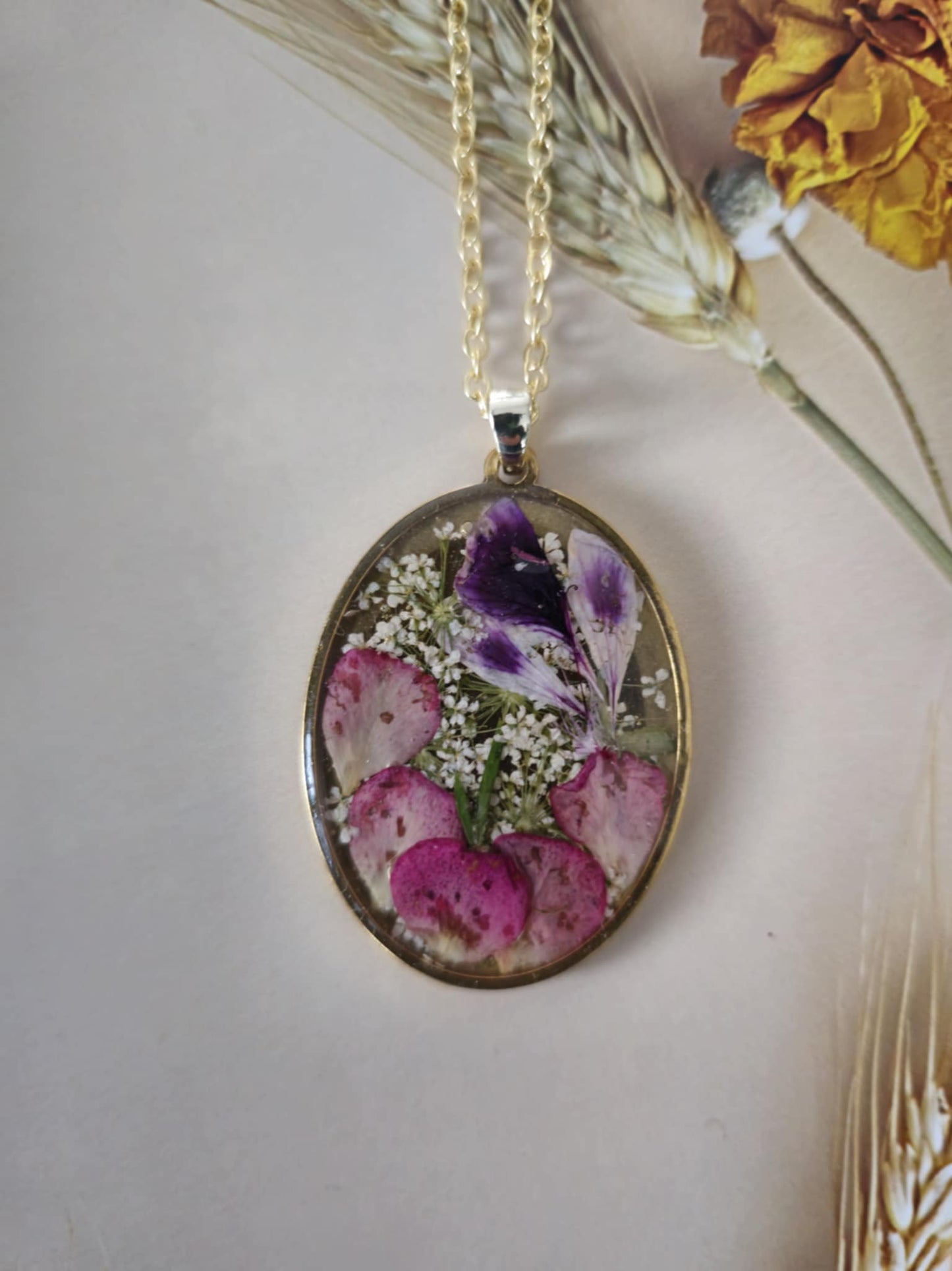 Pendentif petites fleurs chic
