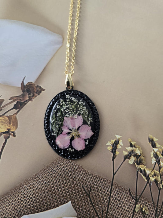 Pendentif fleur audacieuse