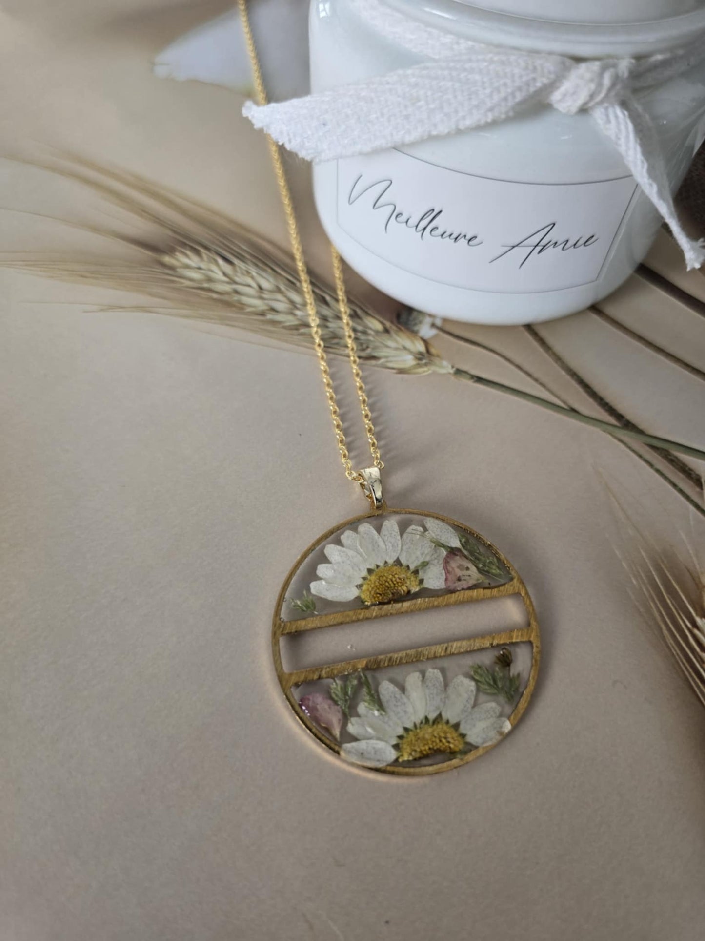pendentif marguerite élégance