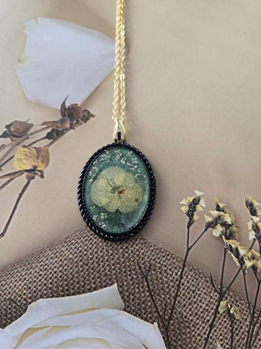 Pendentif petite pétale jaune