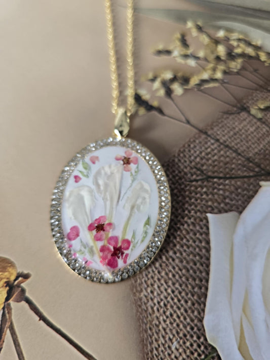 Pendentif floral ovale