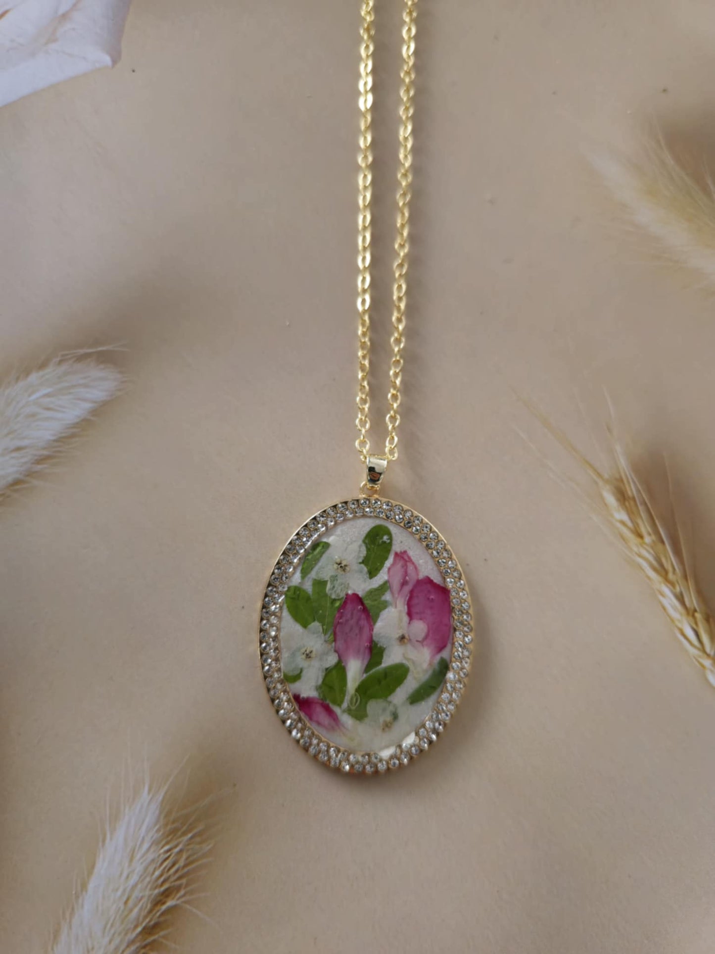 Pendentif floral chic
