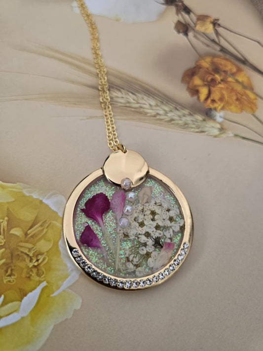 Pendentif floral majestueux