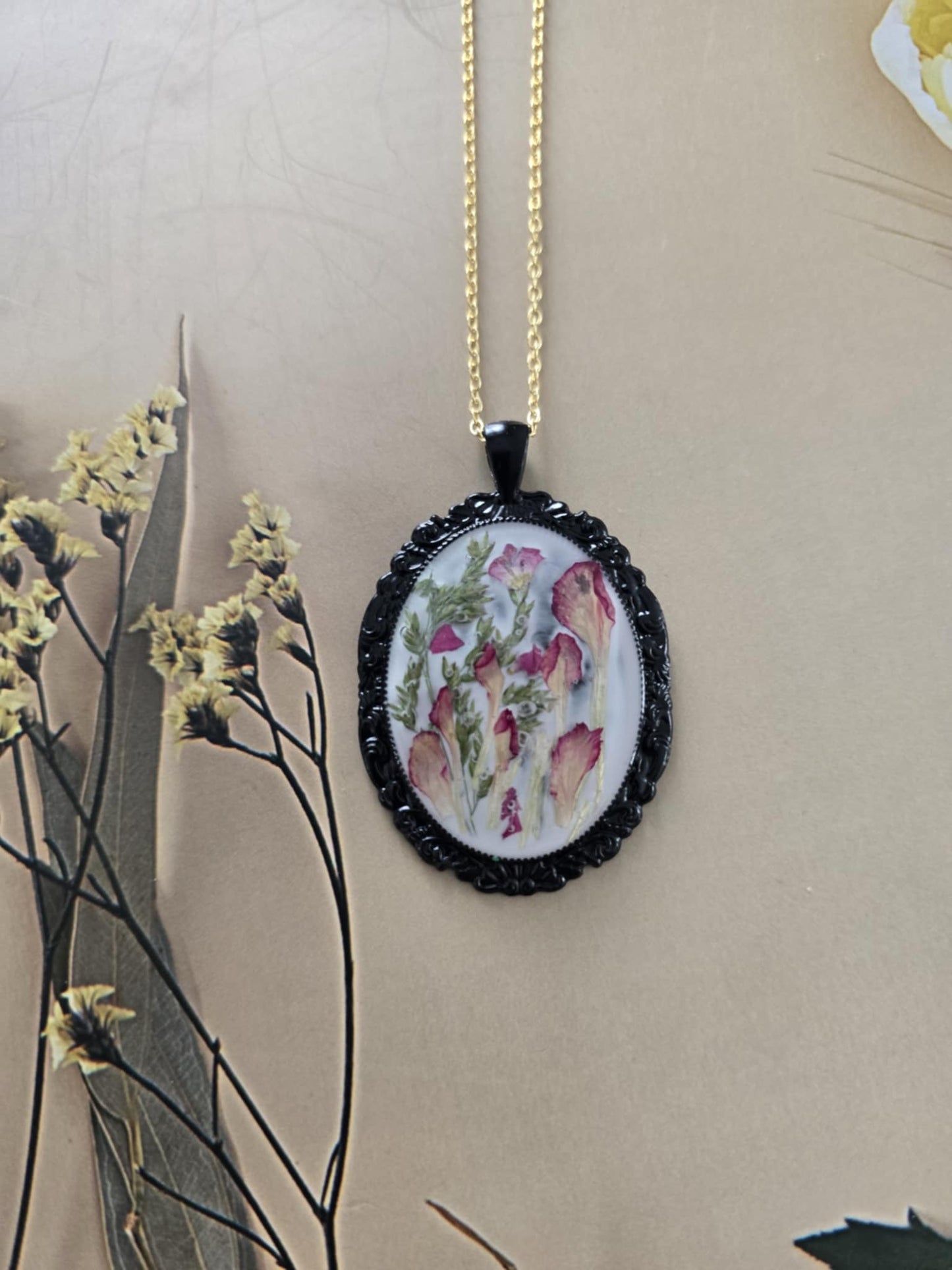 Pendentif floral mamie