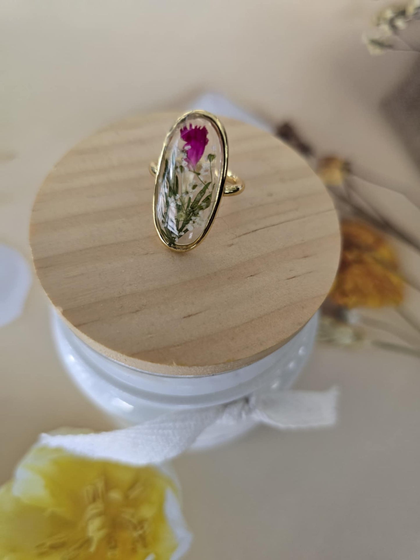 Bague ajustable floral la profondeur