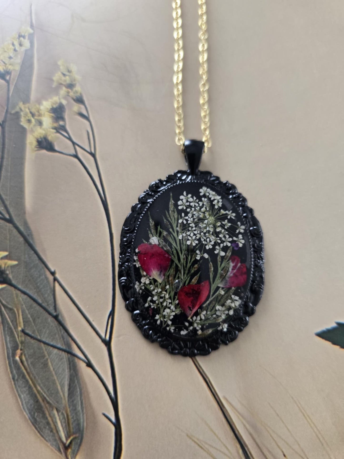 Pendentif floral spécial