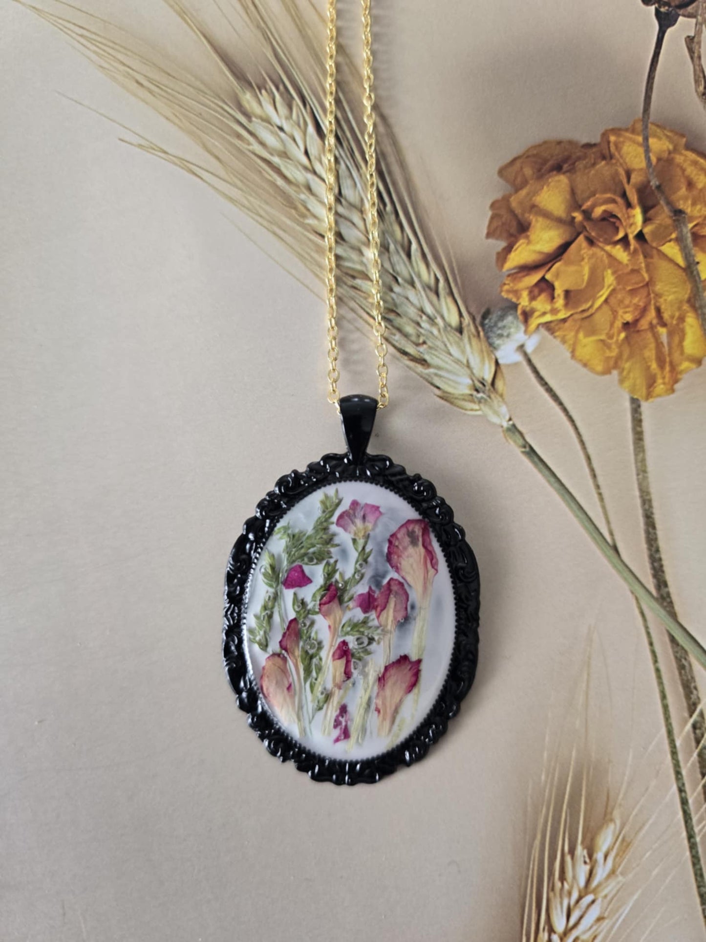 Pendentif floral mamie