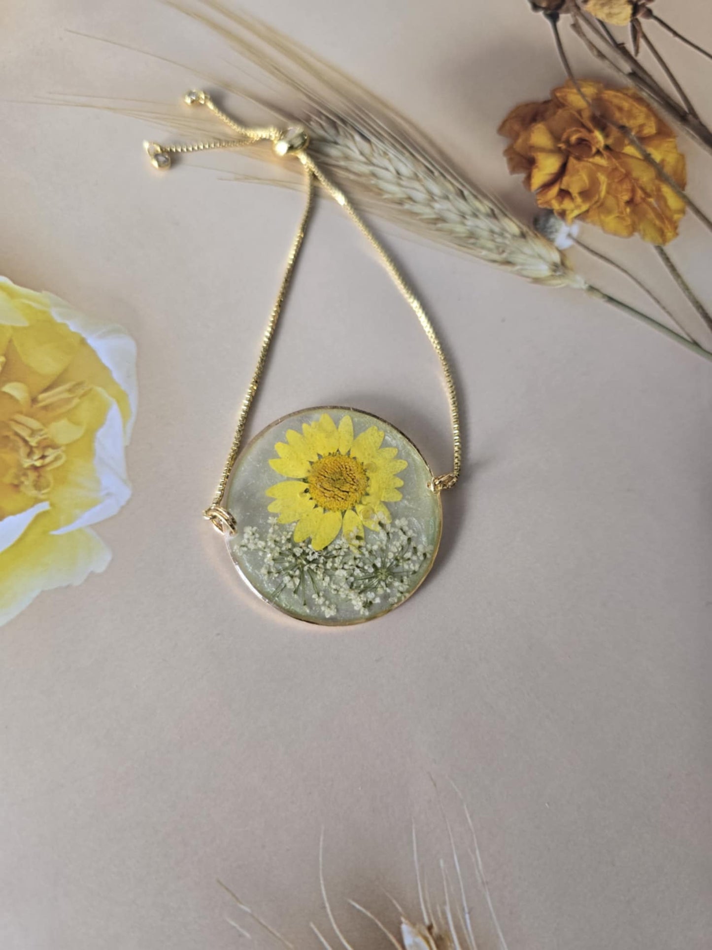 Bracelet floral génial jaune