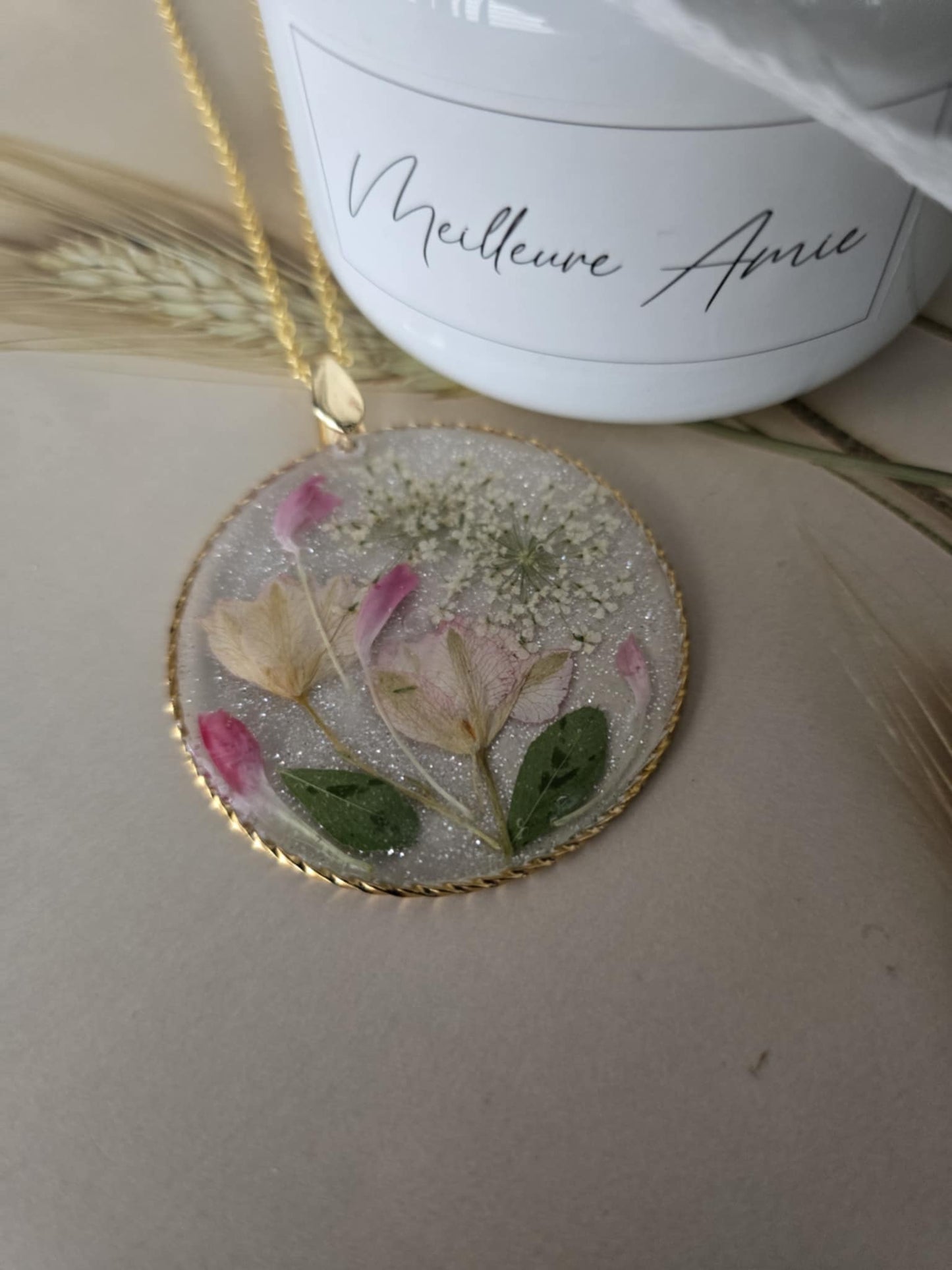 Pendentif floral romantique