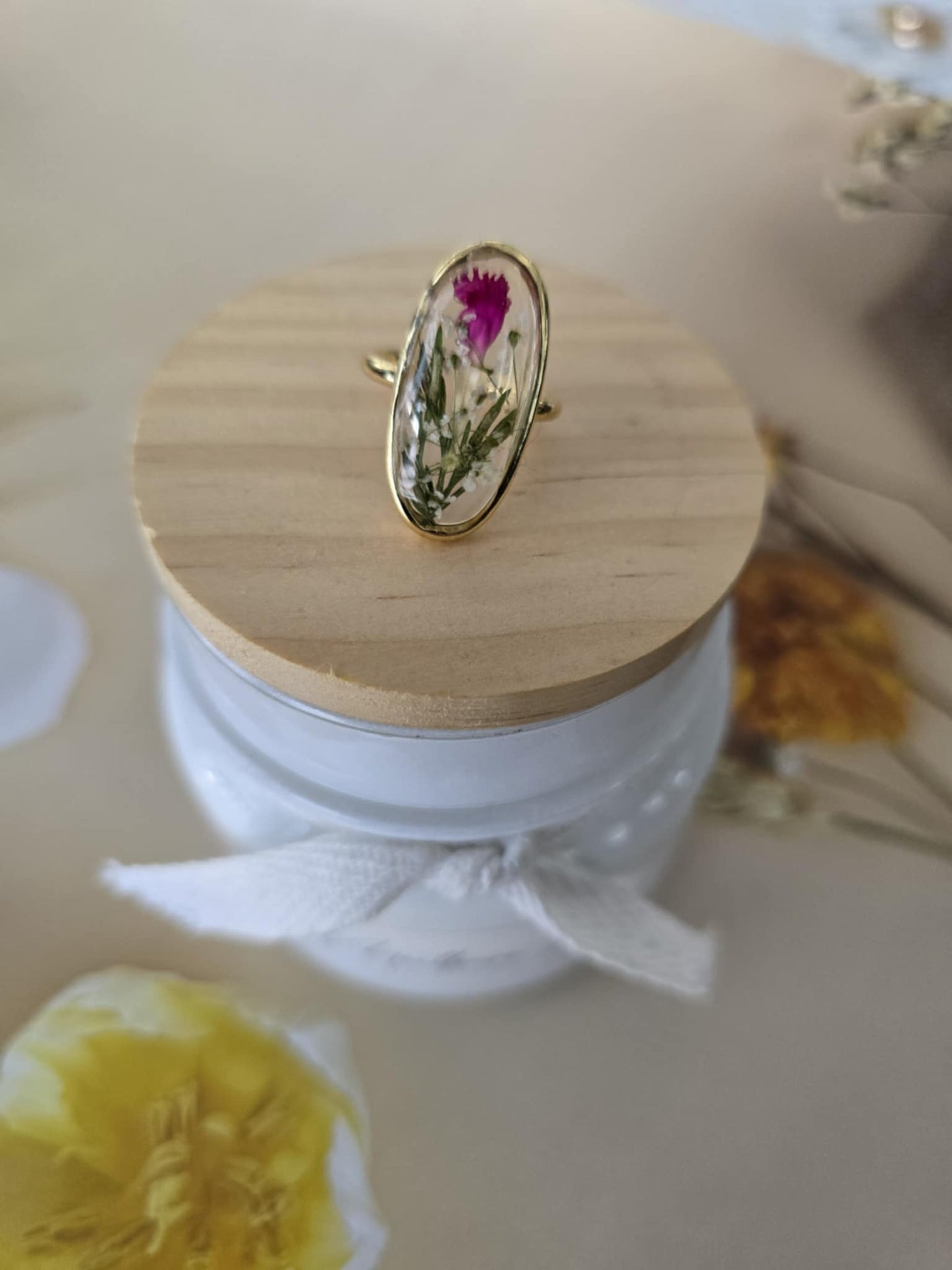 Bague ajustable floral la profondeur